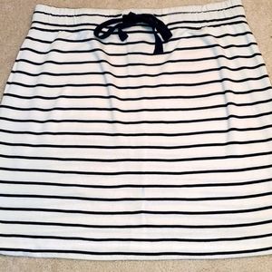 Gap mini skirt